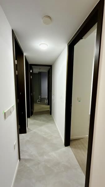 AMO Residence, 21 Ang Mo Kio Rise, 3 Bedrooms, 958 sqft, Condominium For Sale, by Tina Chan, 500110129 - Corridor - PropertyGuru.com.sg