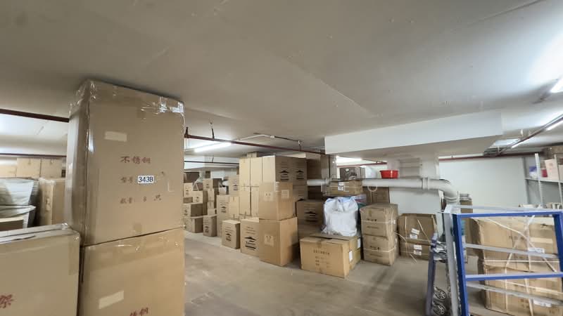 Ground Floor warehouse for Sale Near Paya Lebar Mrt, , 2,390 sqft, Factory / Workshop (B2) For Sale, by Lance Teo, 500110133 - CommercialGuru.com.sg