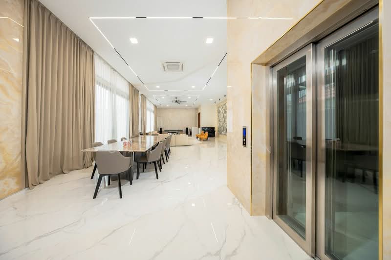 Serangoon Garden Estate, Corfe Place, 7 Bedrooms, 9,600 sqft, Semi-Detached House For Sale, by Gary Shien, 500110134 - Dining Room - PropertyGuru.com.sg