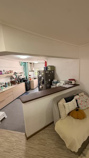 108 Bukit Batok West Avenue 6, 108 Bukit Batok West Avenue 6, 3 Bedrooms, 1,151 sqft, HDB Flat For Sale, by Hayden Ang W.K - 伟杰, 500110160 - Kitchen - PropertyGuru.com.sg