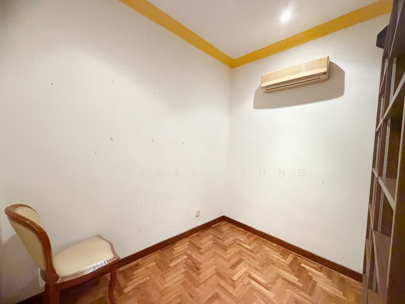 Entire 2nd Storey Landed with Balcony and Yard, , 4 Bedrooms, 3,000 sqft, Semi-Detached House For Rent, by Desiree Leung, 500110164 - Room - PropertyGuru.com.sg