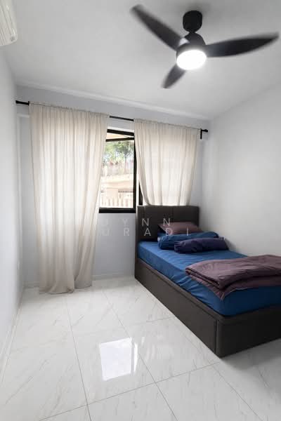 467A Bukit Batok West Avenue 9, 467A Bukit Batok West Avenue 9, 3 Bedrooms, 1,001 sqft, HDB Flat For Sale, by Dynn Suradi, 500110172 - Bedroom - PropertyGuru.com.sg