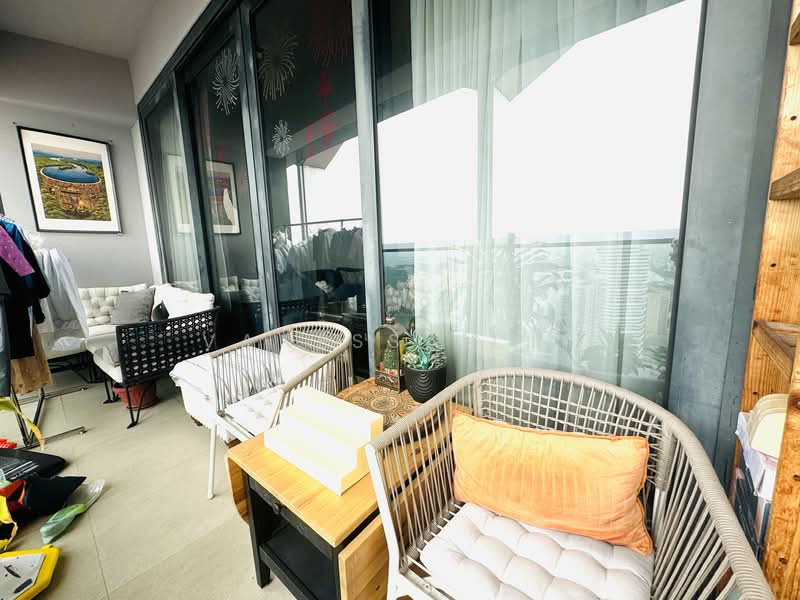 DUO Residences, 1 Fraser Street, 3 Bedrooms, 1,722 sqft, Apartment For Sale, by Vanessa Lim, 500110179 - Balcony - PropertyGuru.com.sg