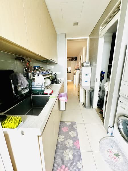 DUO Residences, 1 Fraser Street, 3 Bedrooms, 1,722 sqft, Apartment For Sale, by Vanessa Lim, 500110179 - Kitchen - PropertyGuru.com.sg