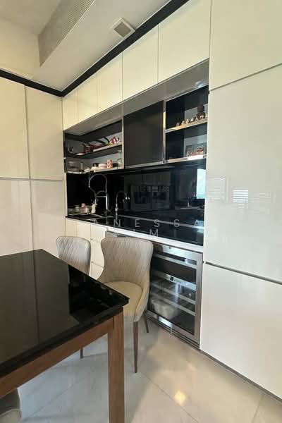 The Cape, 25 Amber Road, 2 Bedrooms, 850 sqft, Apartment For Rent, by Vanessa Sim, 500110187 - Kitchen - PropertyGuru.com.sg