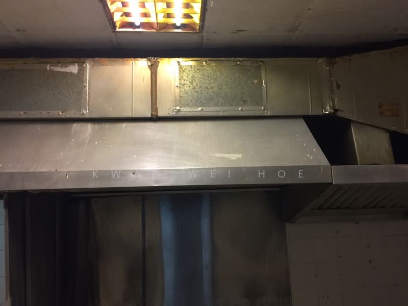 Raffles Place building restaurant and retail use ground floor space, , 3,150 sqft, Food & Beverage For Rent, by Kwan Wei Hoe, 500110189 - CommercialGuru.com.sg