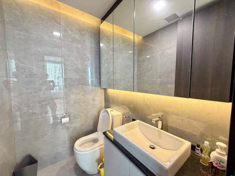 The Grange, 1 Grange Garden, 3 Bedrooms, 1,744 sqft, Condominium For Sale, by Clarie Lim, 500110197 - Bathroom - PropertyGuru.com.sg