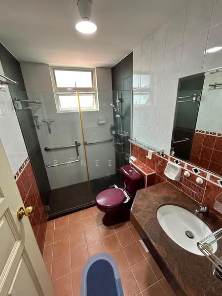 Sembawang Cottage, 369 Sembawang Road, 2 Bedrooms, 1,001 sqft, Apartment For Sale, by Ranee C K, 500110208 - Bathroom - PropertyGuru.com.sg