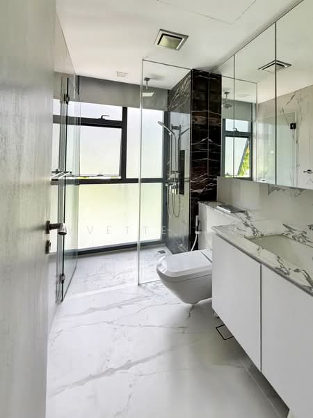 Belgravia Villas, 200 Ang Mo Kio Avenue 5, 6 Bedrooms, 3,961 sqft, Cluster House For Sale, by Yvette Lim, 500110220 - Bathroom - PropertyGuru.com.sg