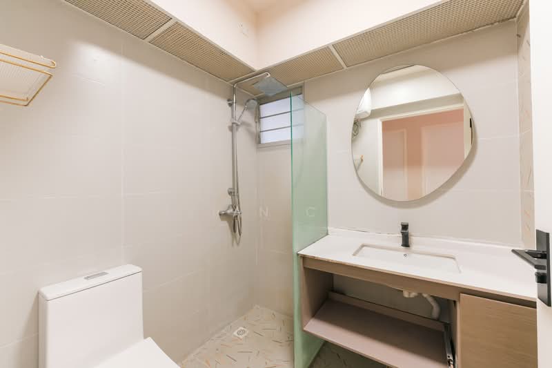 28 Ghim Moh Link, 28 Ghim Moh Link, 3 Bedrooms, 990 sqft, HDB Flat For Sale, by Vivian Chua, 500110233 - Bathroom - PropertyGuru.com.sg