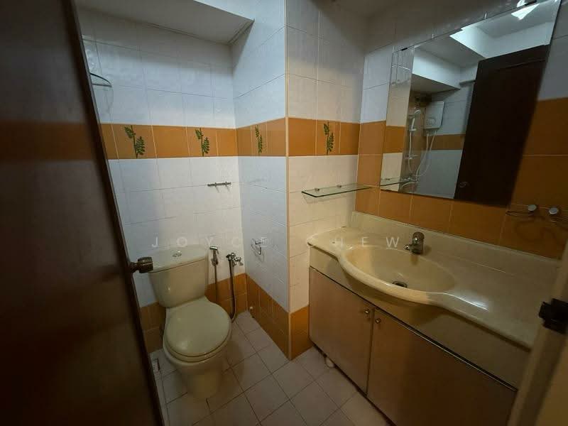 403A Fernvale Lane, 403A Fernvale Lane, 3 Bedrooms, 1,011 sqft, HDB Flat For Sale, by Joyce Chew, 500110238 - Bathroom - PropertyGuru.com.sg