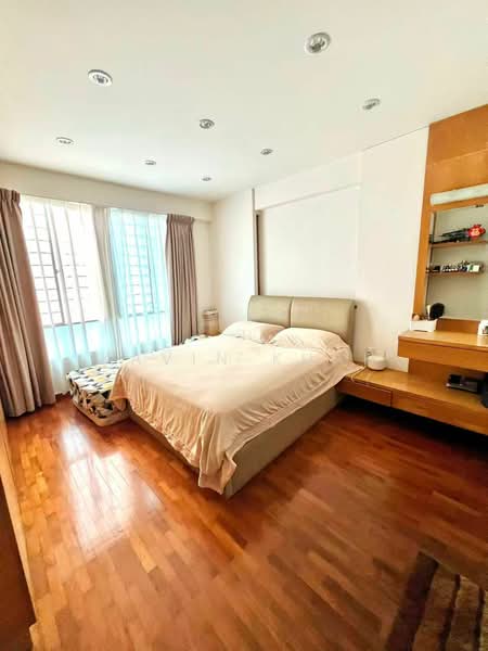 Northoaks, 32 Woodlands Crescent, 3 Bedrooms, 1,292 sqft, Condominium For Sale, by Kavin Kuah, 500110244 - Bedroom - PropertyGuru.com.sg
