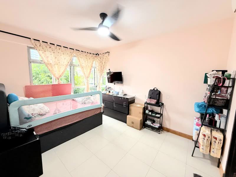 986B Buangkok Crescent, 986B Buangkok Crescent, 2 Bedrooms, 721 sqft, HDB Flat For Sale, by Hans (Hamid Salleh), 500110247 - Bedroom - PropertyGuru.com.sg