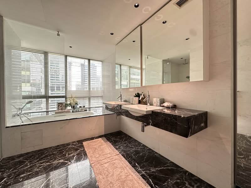 One Shenton, 1 Shenton Way, 4 Bedrooms, 6,674 sqft, Condominium For Sale, by Jeremy Lee, 500110253 - Bathroom - PropertyGuru.com.sg