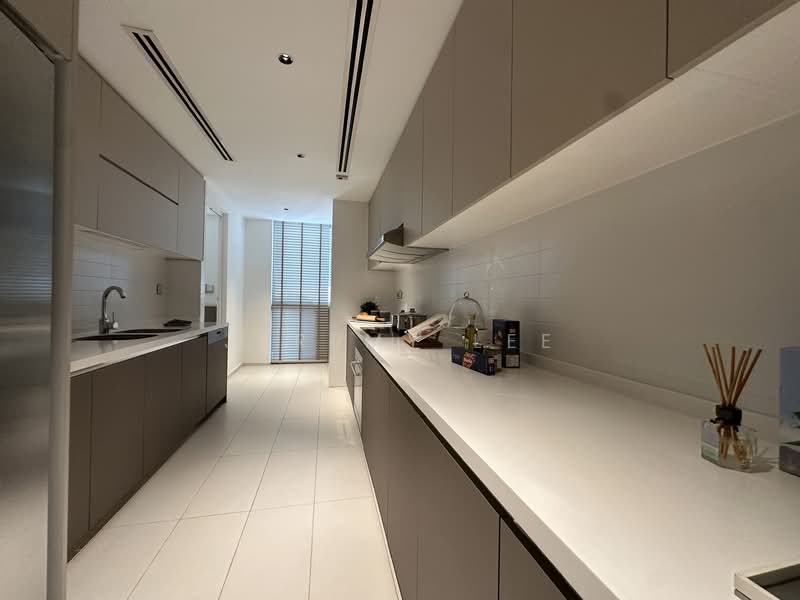 One Shenton, 1 Shenton Way, 4 Bedrooms, 6,674 sqft, Condominium For Sale, by Jeremy Lee, 500110253 - Kitchen - PropertyGuru.com.sg