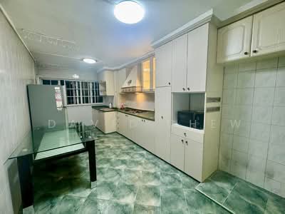 For Rent - 248 Tampines Street 21