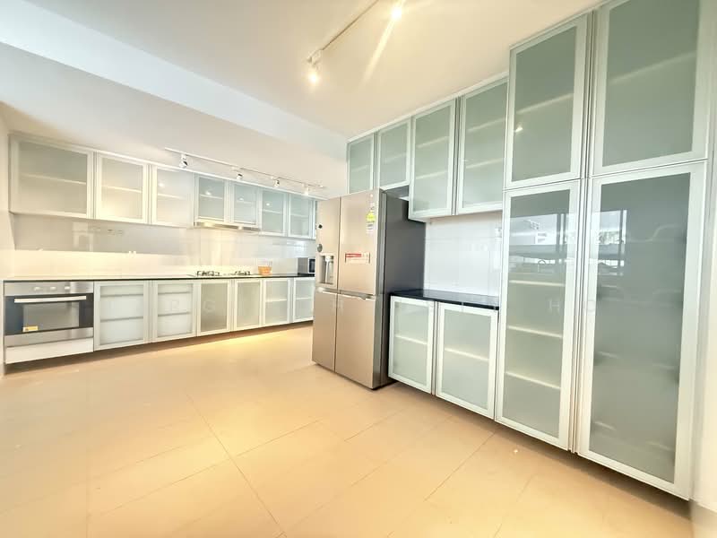Gallop Road, Gallop Road, 7 Bedrooms, 6,000 sqft, Good Class Bungalow For Rent, by Marge Christy Ho, 500110266 - Kitchen - PropertyGuru.com.sg