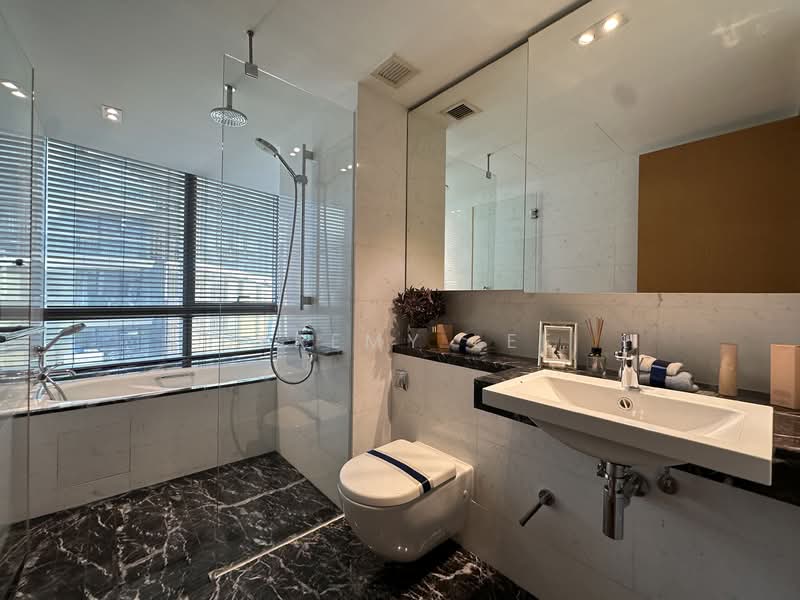 One Shenton, 1 Shenton Way, 4 Bedrooms, 7,040 sqft, Condominium For Sale, by Jeremy Lee, 500110274 - Bathroom - PropertyGuru.com.sg
