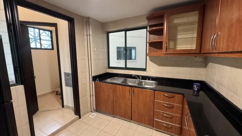 The Bencoolen, 180A Bencoolen Street, 2 Bedrooms, 883 sqft, Apartment For Rent, by Max Lim, 500110275 - Kitchen - PropertyGuru.com.sg