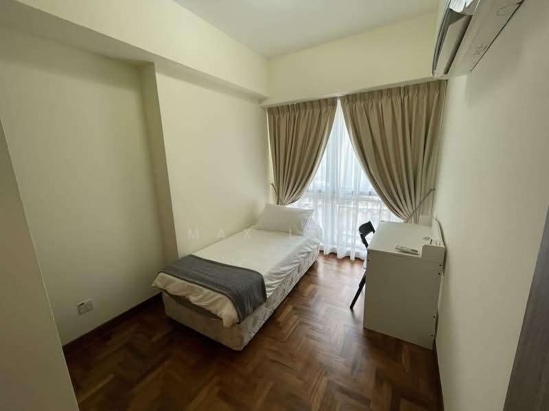 The Bencoolen, 180A Bencoolen Street, 2 Bedrooms, 883 sqft, Apartment For Rent, by Max Lim, 500110275 - Common Bedroom - PropertyGuru.com.sg