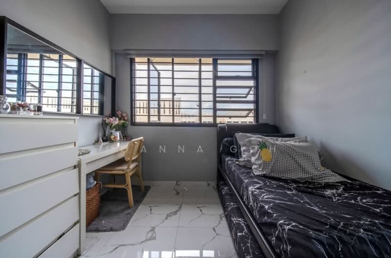 467B Bukit Batok West Avenue 9, 467B Bukit Batok West Avenue 9, 3 Bedrooms, 1,001 sqft, HDB Flat For Sale, by Joanna Goh, 500110280 - Bedroom - PropertyGuru.com.sg