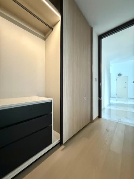 Jervois Mansion, 10 Jervois Close, 3 Bedrooms, 1,023 sqft, Condominium For Rent, by Melvin Sim, 500110286 - Corridor - PropertyGuru.com.sg