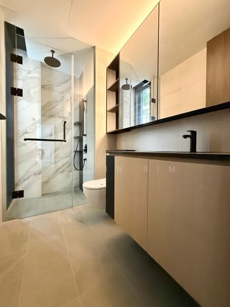 Jervois Mansion, 10 Jervois Close, 3 Bedrooms, 1,022 sqft, Condominium For Sale, by Melvin Sim, 500110293 - Bathroom - PropertyGuru.com.sg