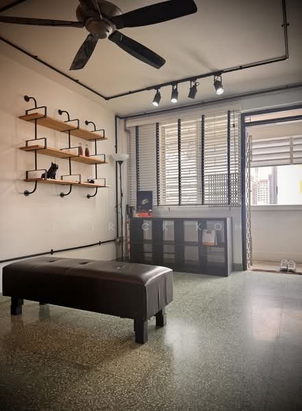 171 Stirling Road, 171 Stirling Road, 2 Bedrooms, 645 sqft, HDB Flat For Sale, by Patrick Koh, 500110295 - Living Room - PropertyGuru.com.sg