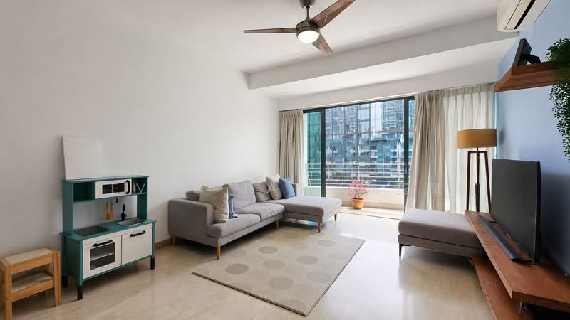 Watermark Robertson Quay, 3 Rodyk Street, 4 Bedrooms, 1,733 sqft, Apartment For Sale, by Evon Tan 陈玉凤, 500110296 - Living Room - PropertyGuru.com.sg