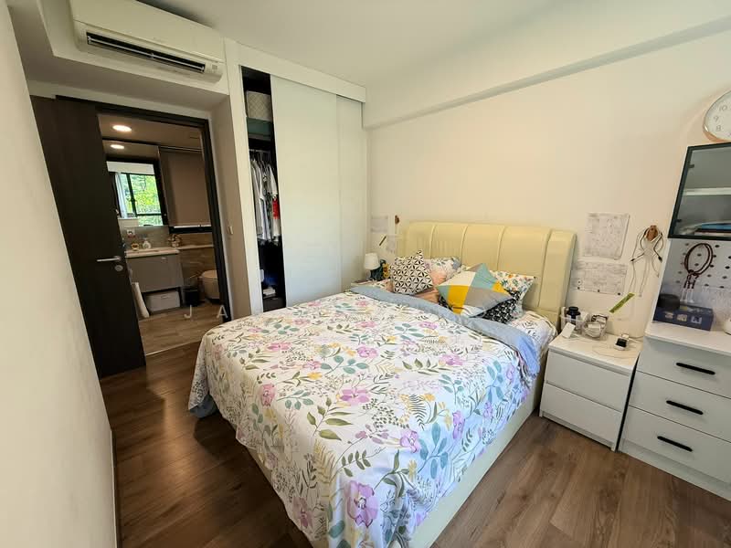 Lake Grande, 2 Jurong Lake Link, 3 Bedrooms, 947 sqft, Condominium For Rent, by Jaslin Khoo, 500110299 - Bedroom - PropertyGuru.com.sg