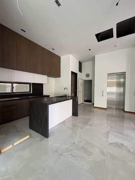 3J East Coast Ave, , 5 Bedrooms, 5,877 sqft, Corner Terrace For Rent, by BQ Tey, 500110301 - Kitchen - PropertyGuru.com.sg