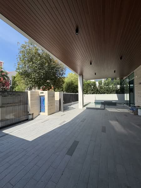 3J East Coast Ave, , 5 Bedrooms, 5,877 sqft, Corner Terrace For Rent, by BQ Tey, 500110301 - Front Porch - PropertyGuru.com.sg