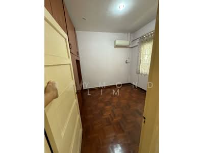 For Rent - Kovan | Detached House | Suits workers stay | Original house