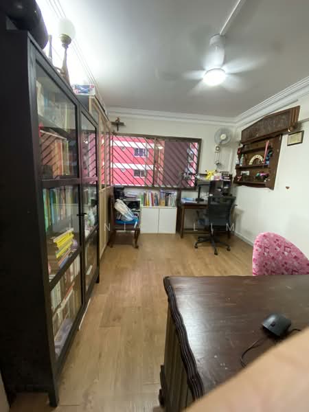 5 Toh Yi Drive, 5 Toh Yi Drive, 3 Bedrooms, 1,119 sqft, HDB Flat For Sale, by Janice Lim, 500110313 - Study - PropertyGuru.com.sg