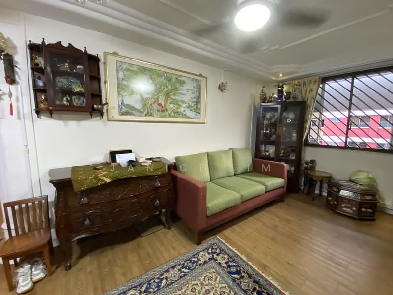 5 Toh Yi Drive, 5 Toh Yi Drive, 3 Bedrooms, 1,119 sqft, HDB Flat For Sale, by Janice Lim, 500110313 - Living Room - PropertyGuru.com.sg