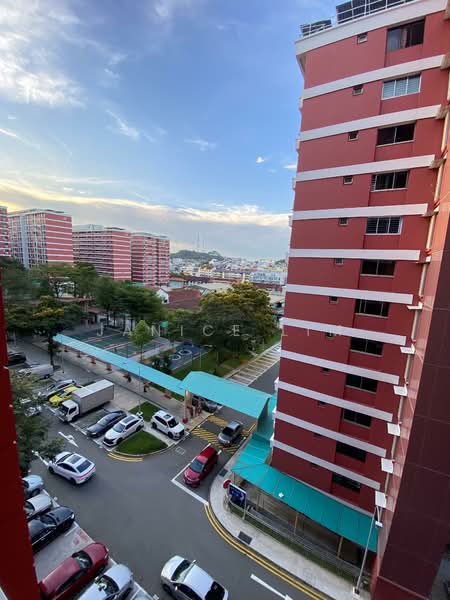 5 Toh Yi Drive, 5 Toh Yi Drive, 3 Bedrooms, 1,119 sqft, HDB Flat For Sale, by Janice Lim, 500110313 - Exterior - PropertyGuru.com.sg