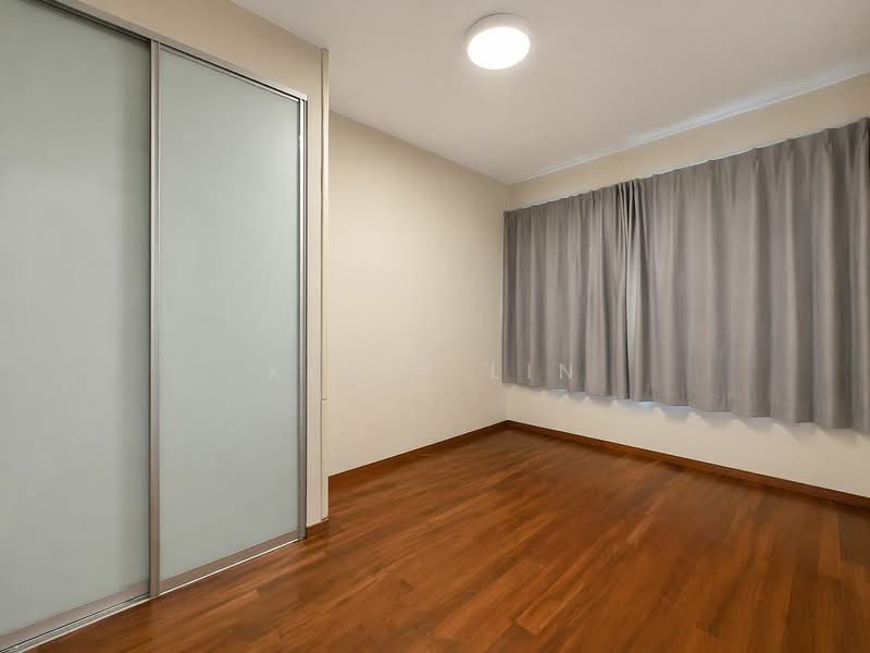 Skies Miltonia, 23 Miltonia Close, 2 Bedrooms, 721 sqft, Condominium For Sale, by Kelly Lin, 500110316 - Bedroom - PropertyGuru.com.sg