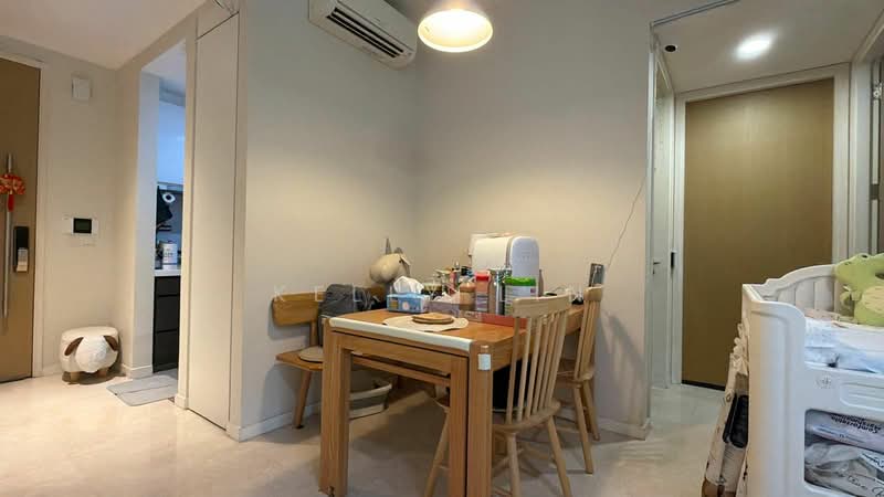 Skies Miltonia, 23 Miltonia Close, 2 Bedrooms, 721 sqft, Condominium For Sale, by Kelly Lin, 500110316 - Dining Room - PropertyGuru.com.sg