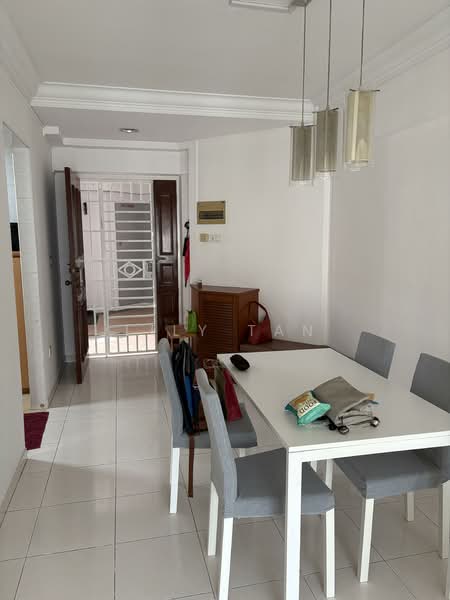 181 Jelebu Road, 181 Jelebu Road, 3 Bedrooms, 1,012 sqft, HDB Flat For Sale, by Lily Tan, 500110318 - Dining Room - PropertyGuru.com.sg