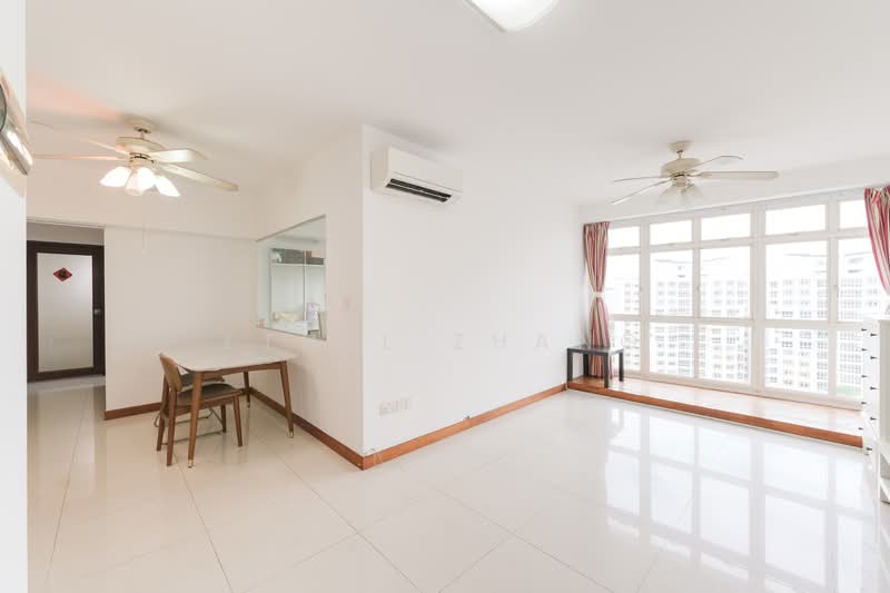 265A Compassvale Link, 265A Compassvale Link, 3 Bedrooms, 990 sqft, HDB Flat For Rent, by Ethel Zhang, 500110320 - Living Room - PropertyGuru.com.sg