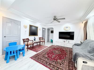 For Sale - 351 Tampines Street 33