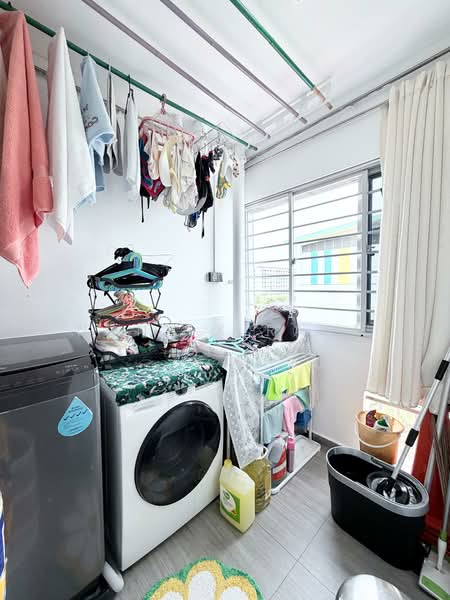 351 Tampines Street 33, 351 Tampines Street 33, 3 Bedrooms, 1,130 sqft, HDB Flat For Sale, by Nona Kirana, 500110324 - Interior - PropertyGuru.com.sg