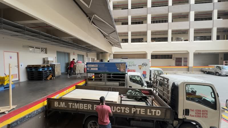 Ground Floor Warehouse Space For Sale Near Paya Lebar Mrt, , 1,991 sqft, Factory / Workshop (B2) For Sale, by Lance Teo, 500110328 - Exterior - CommercialGuru.com.sg