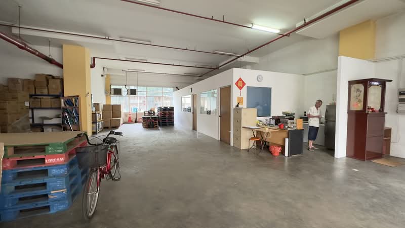 Ground Floor Warehouse Space For Sale Near Paya Lebar Mrt, , 1,991 sqft, Factory / Workshop (B2) For Sale, by Lance Teo, 500110328 - Interior - CommercialGuru.com.sg