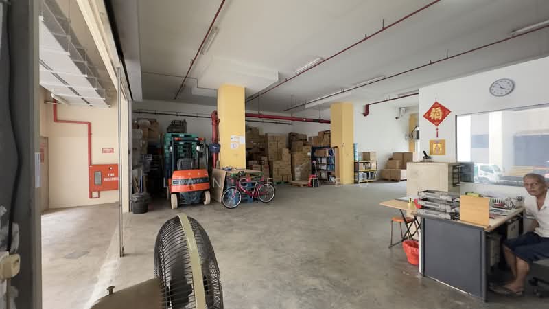 Ground Floor Warehouse Space For Sale Near Paya Lebar Mrt, , 1,991 sqft, Factory / Workshop (B2) For Sale, by Lance Teo, 500110328 - Interior - CommercialGuru.com.sg