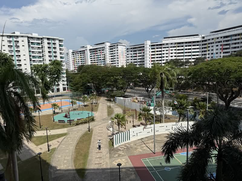 545 Bedok North Street 3, 545 Bedok North Street 3, 3 Bedrooms, 1,001 sqft, HDB Flat For Rent, by Rita Danani, 500110329 - Exterior - PropertyGuru.com.sg