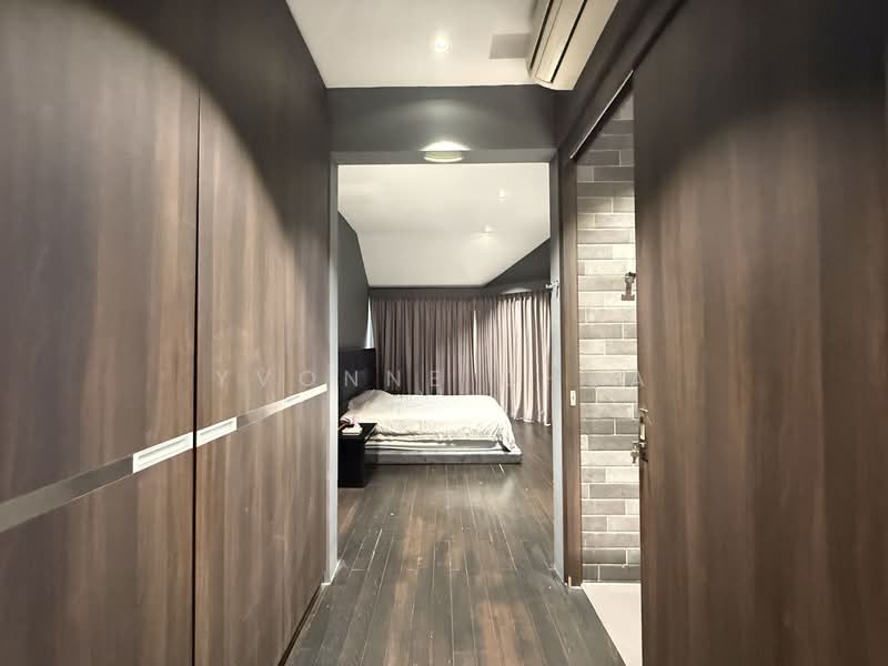 RV Edge, 2 Shanghai Road, 2 Bedrooms, 1,066 sqft, Condominium For Sale, by Yvonne Chua, 500110333 - Bedroom - PropertyGuru.com.sg