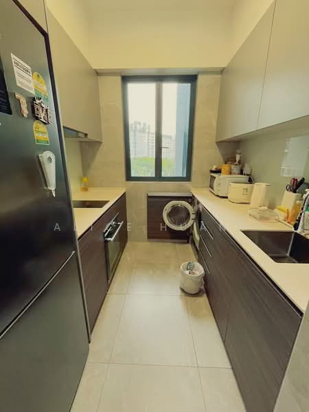 Stirling Residences, 23 Stirling Road, 2 Bedrooms, 764 sqft, Condominium For Sale, by Alice Huang, 500110341 - Kitchen - PropertyGuru.com.sg