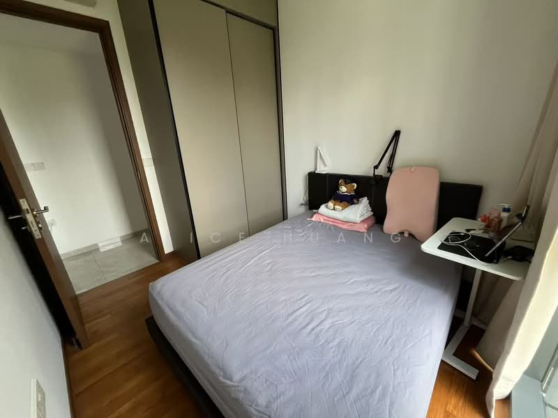 Stirling Residences, 23 Stirling Road, 2 Bedrooms, 764 sqft, Condominium For Sale, by Alice Huang, 500110341 - PropertyGuru.com.sg