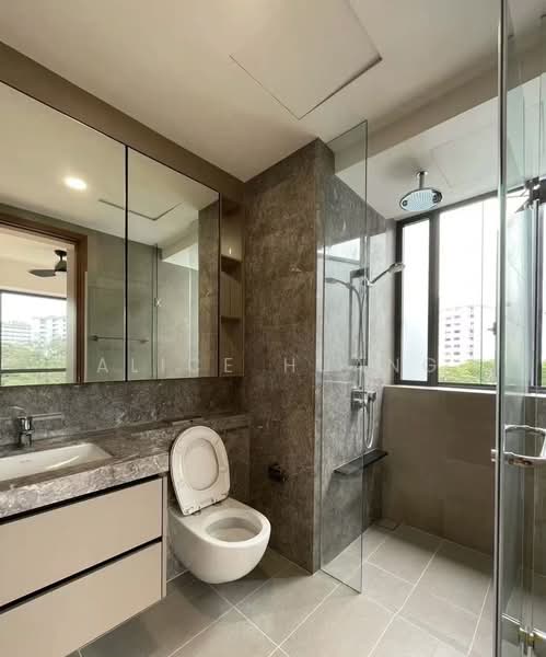 Stirling Residences, 23 Stirling Road, 2 Bedrooms, 764 sqft, Condominium For Sale, by Alice Huang, 500110341 - Bathroom - PropertyGuru.com.sg